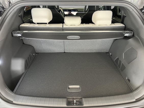 Vehicle image 14 Vehicle image 14