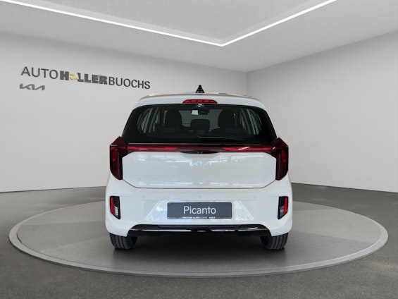 Vehicle image 4 Vehicle image 4