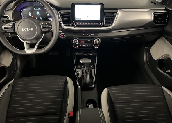 Vehicle image 11 Vehicle image 11