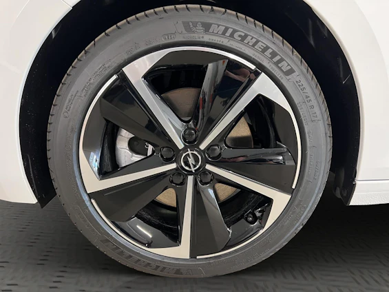 Fahrzeugbild 14 Fahrzeugbild 14