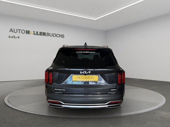 Vehicle image 4 Vehicle image 4