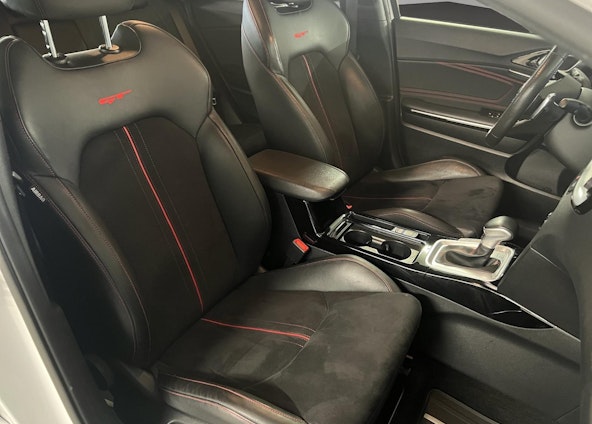 Vehicle image 12 Vehicle image 12