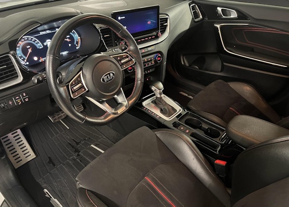 Vehicle image 5 Vehicle image 5