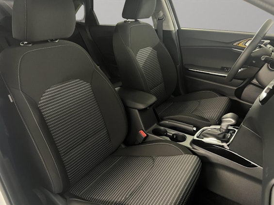 Vehicle image 12 Vehicle image 12