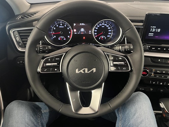 Vehicle image 6 Vehicle image 6