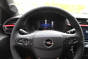 Opel Corsa 1.2 T Hybrid Edition