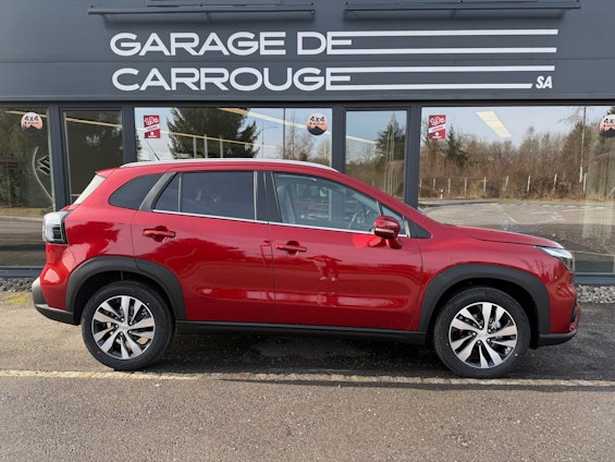 Vehicle image 6