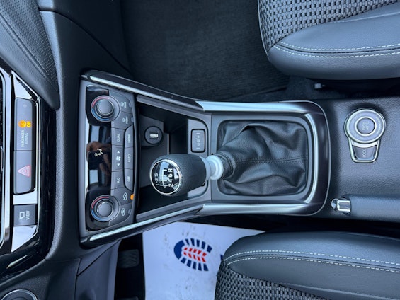 Vehicle image 12 Vehicle image 12