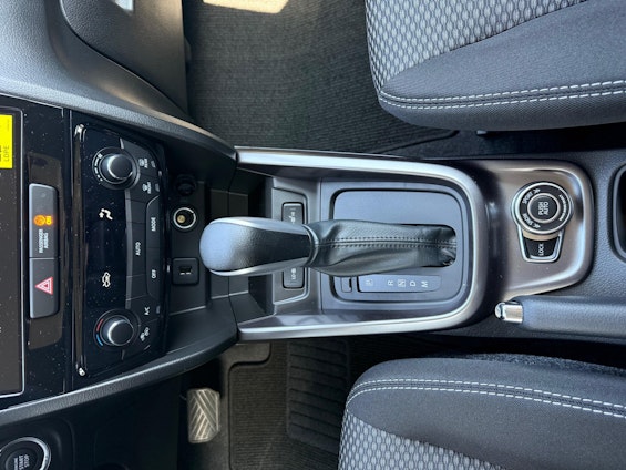 Vehicle image 12 Vehicle image 12