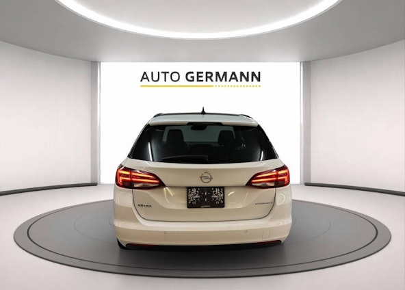 Vehicle image 5 Vehicle image 5