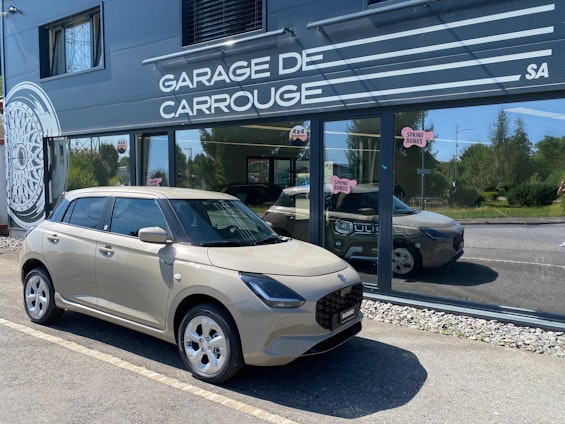 First vehicle image