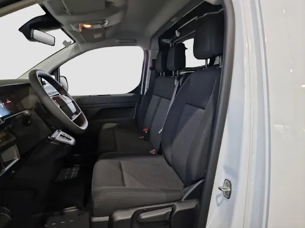 Peugeot e-Expert Kaw. Standard 75 kWh 136 PS Premium