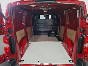 Peugeot Expert Kaw. Standard 1.5 BlueHDi 120 PS