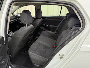 VW Golf 1.5 TSI ACT First Edition