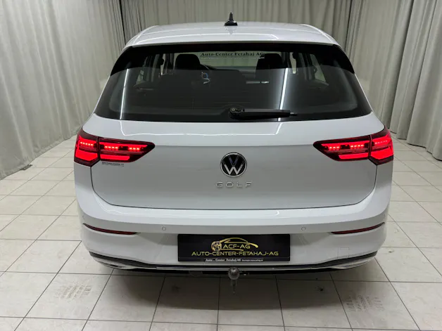 VW Golf 1.5 TSI ACT First Edition