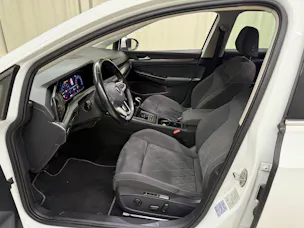 VW Golf 1.5 TSI ACT First Edition