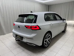 VW Golf 1.5 TSI ACT First Edition