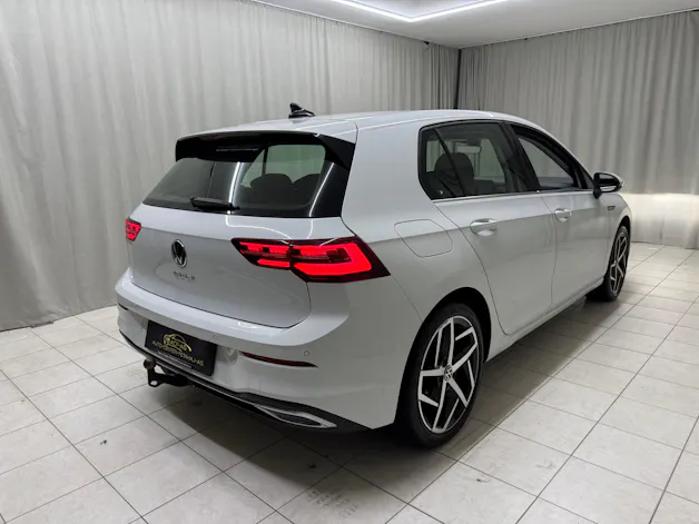 VW Golf 1.5 TSI ACT First Edition