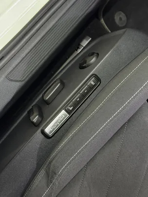 VW Golf 1.5 TSI ACT First Edition