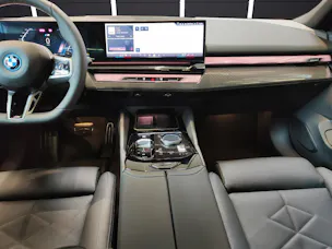 BMW 550e xDrive
