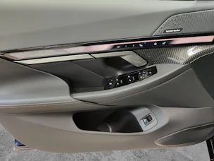 BMW 550e xDrive