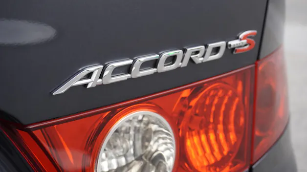 Honda Accord 2.4i Type-S