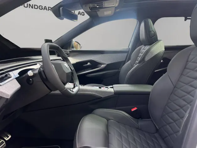 Peugeot 5008 GT e-Launch Edition AWD