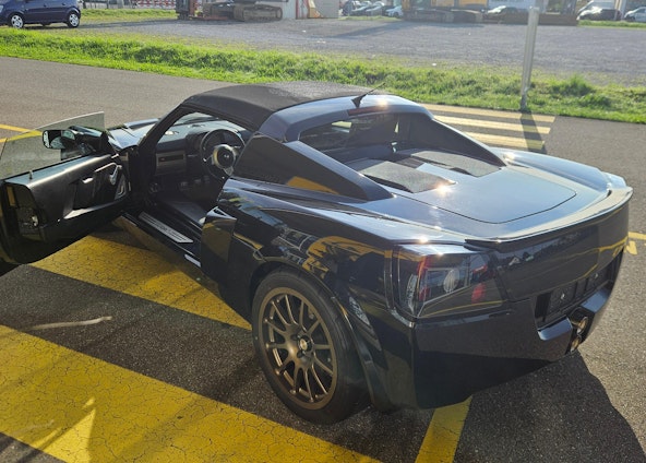 Vehicle image 8 Vehicle image 8