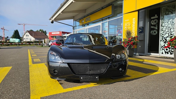 Vehicle image 16 Vehicle image 16