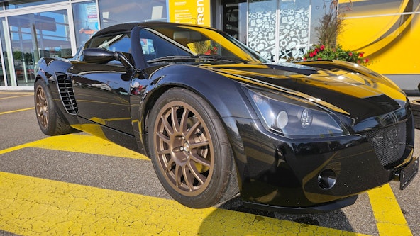 Vehicle image 18 Vehicle image 18