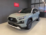 First vehicle image