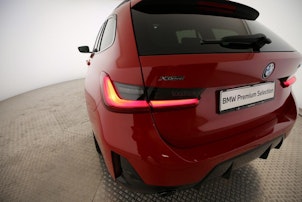 Vehicle image BMW 330e xDrive SAG Touring