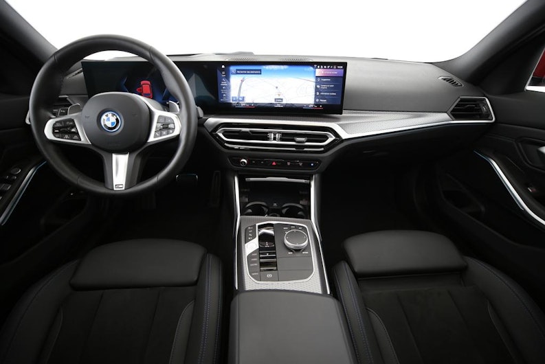 Vehicle image BMW 3 SERIES