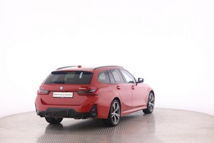 Vehicle image BMW 330e xDrive SAG Touring