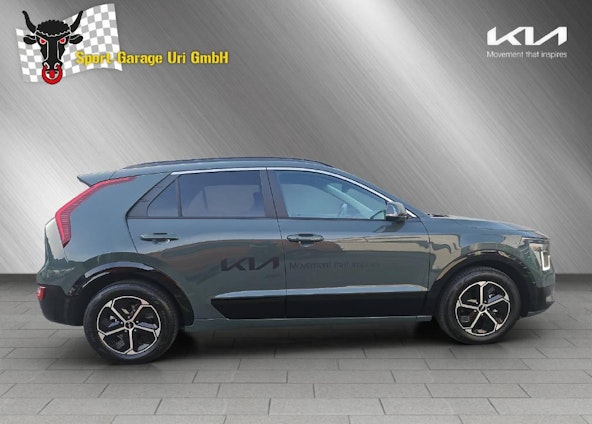 Vehicle image 6 Vehicle image 6