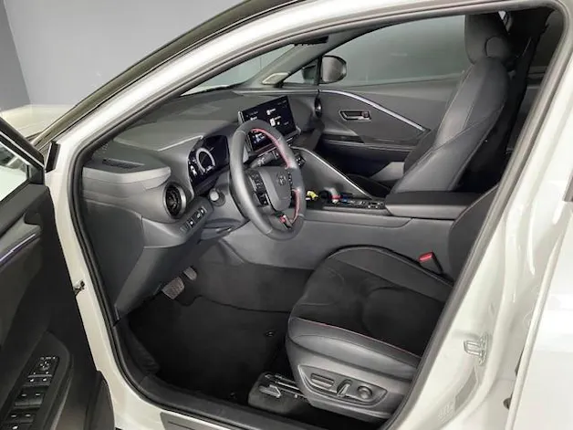 Toyota C-HR 2.0 PHEV GR Sport