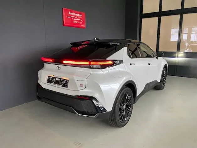 Toyota C-HR 2.0 PHEV GR Sport