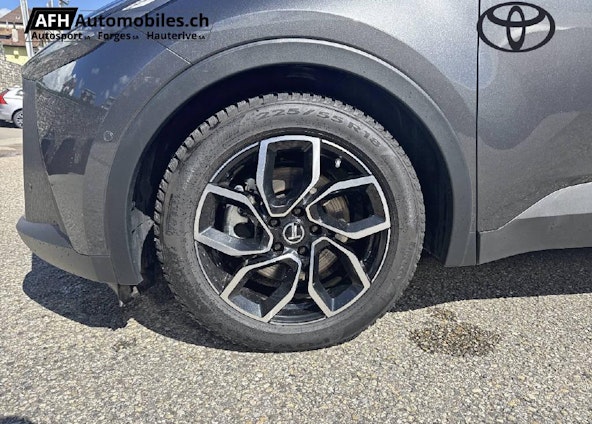 Vehicle image 15 Vehicle image 15