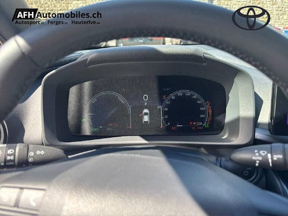 Vehicle image 3 Vehicle image 3