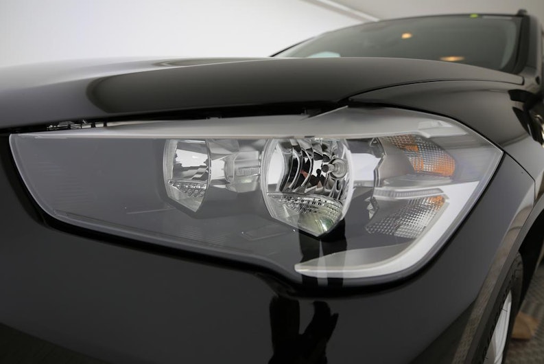 Vehicle image BMW X1