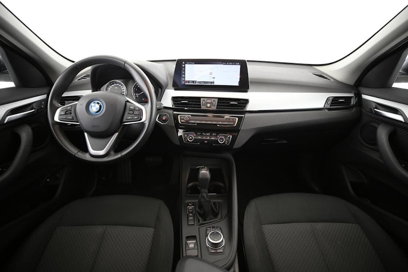 Vehicle image BMW X1