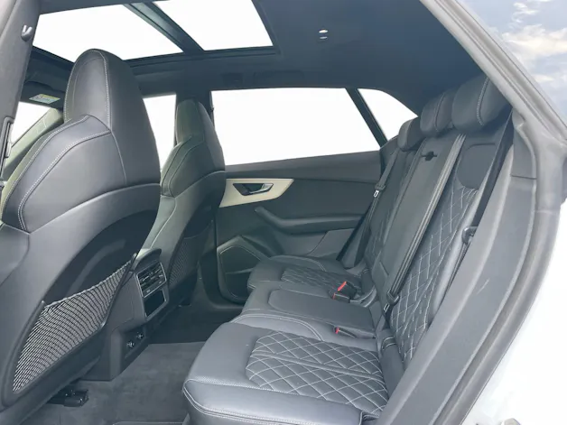 AUDI SQ8 TFSI quattro tiptronic