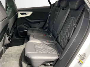 Audi SQ8 TFSI quattro tiptronic