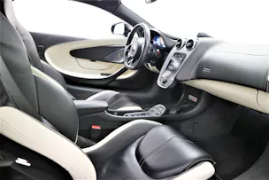 McLaren 570S Coupé 3.8 V8 SSG