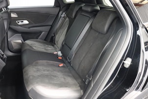 Vehicle image DS AUTOMOBILES DS7 Crossback 1.6 E-Tense Performance Line+ 4x4