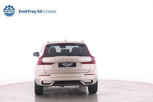 Vehicle image VOLVO XC60 2.0 T6 TE Ultra Dark eAWD