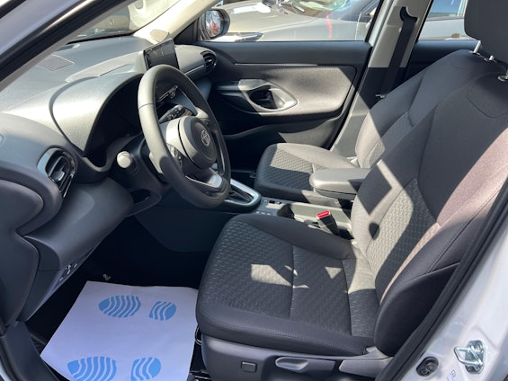 Vehicle image 7 Vehicle image 7