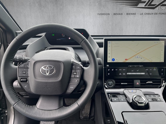 Vehicle image 8 Vehicle image 8