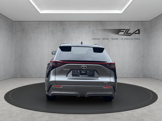 Vehicle image 3 Vehicle image 3