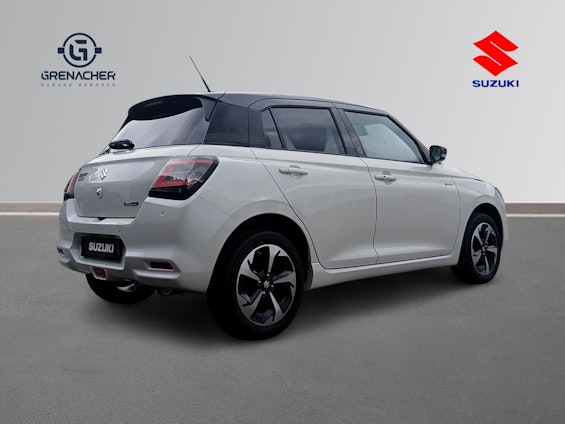 Vehicle image 3 Vehicle image 3